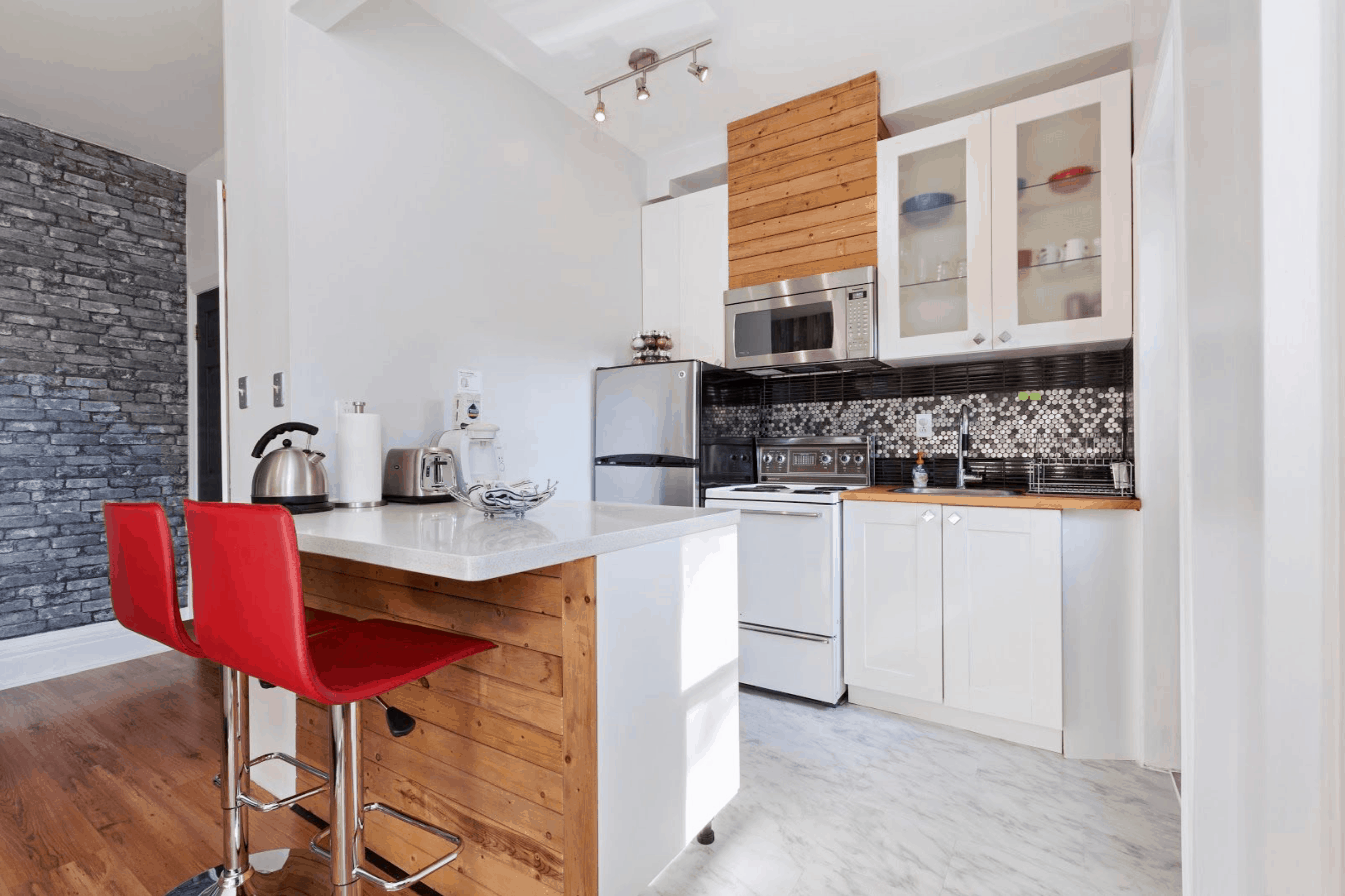 airbnb kitchen